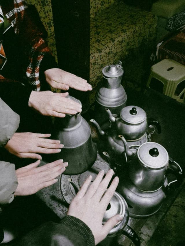 چیزی شبیه به معلق‌بودن