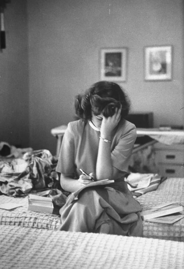 نامه، نگرشی در خود