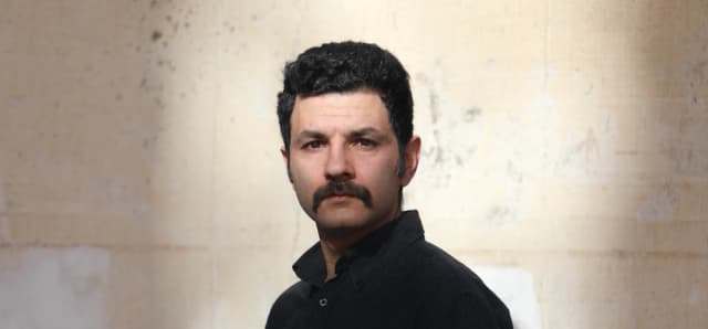 گاهی به نامه‌ی آخر آن‌ها فکر می‌کنم