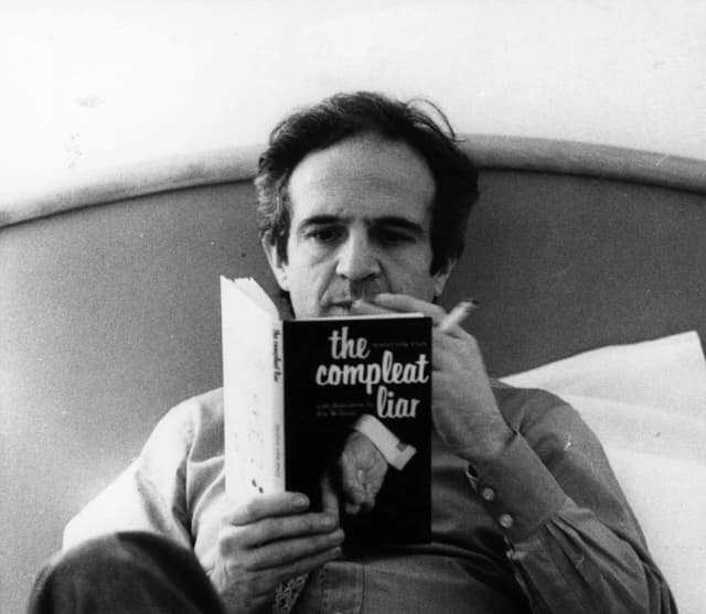 نامه‌های آخرین‌ نامه‌نویس‌ها