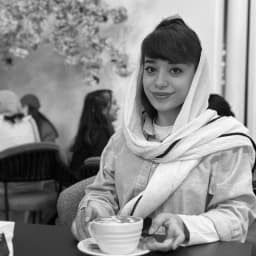 نادیا نادری